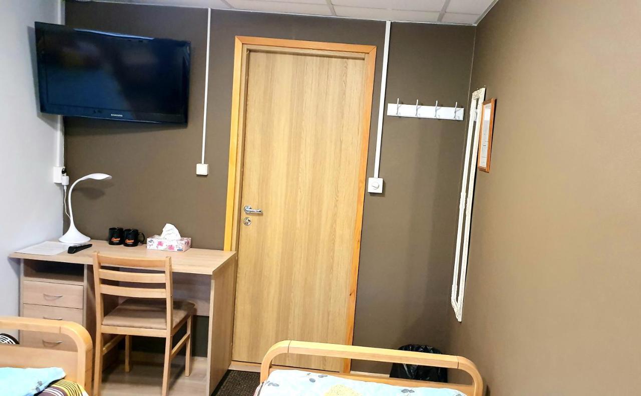 Cinema Hostel Jaervakandi Экстерьер фото